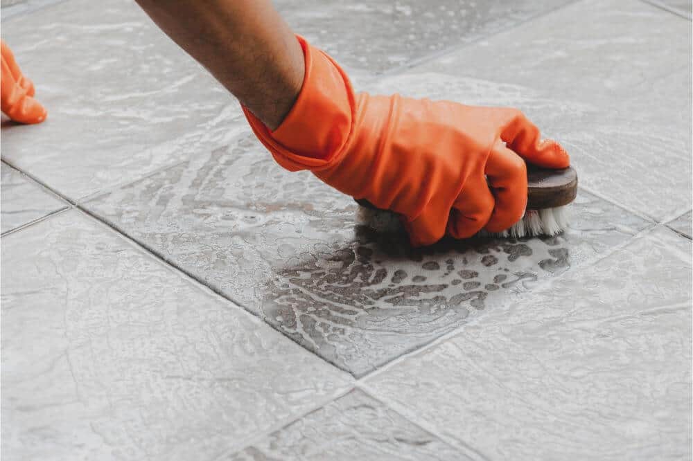 Cleaning Tile With Vinegar and Baking Soda 2